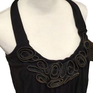 Passport Womens Tank Top, size Medium, Black, Ruffled